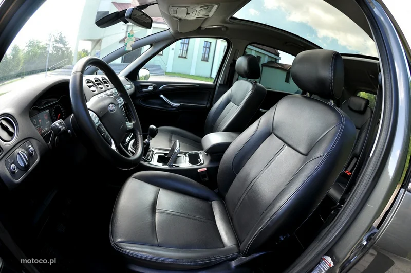 Ford S-Max I 8