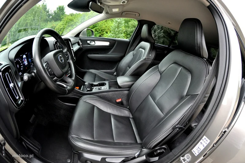 Volvo XC 40 8