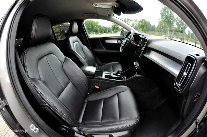 Volvo XC 40 9