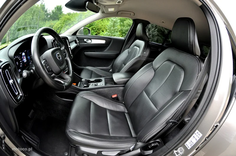 Volvo XC 40 8