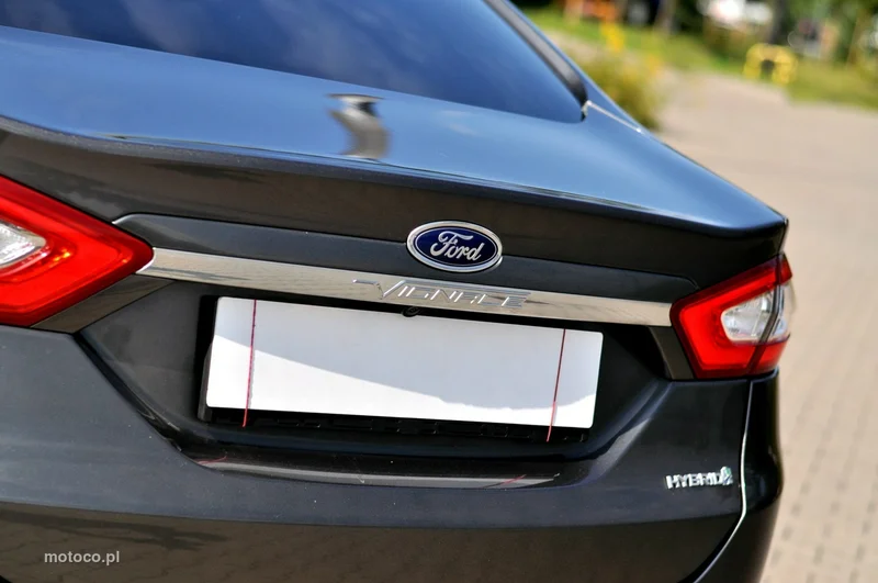 Ford Mondeo V 14