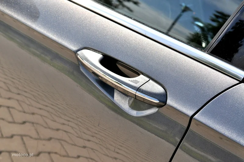 Ford Mondeo V 15