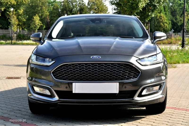 Ford Mondeo V 33