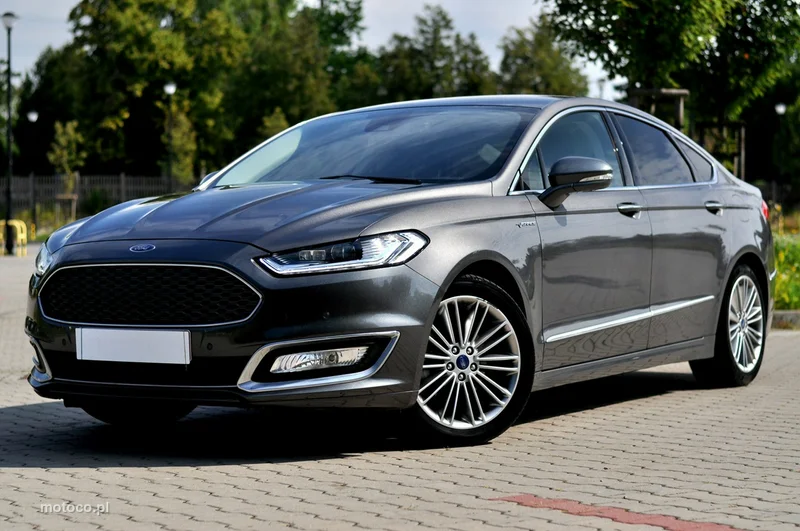 Ford Mondeo V 39