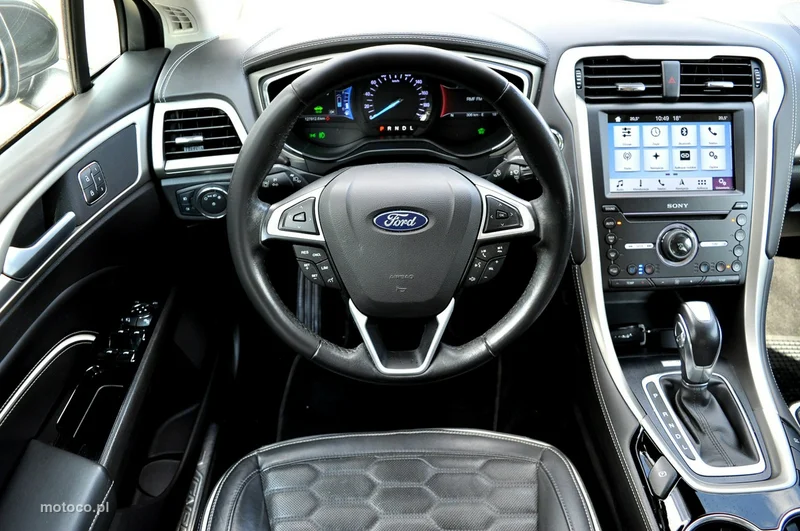 Ford Mondeo V 7