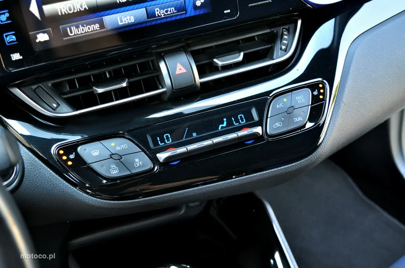 Toyota C-HR AX10 19