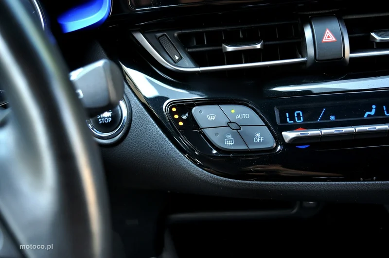 Toyota C-HR AX10 20