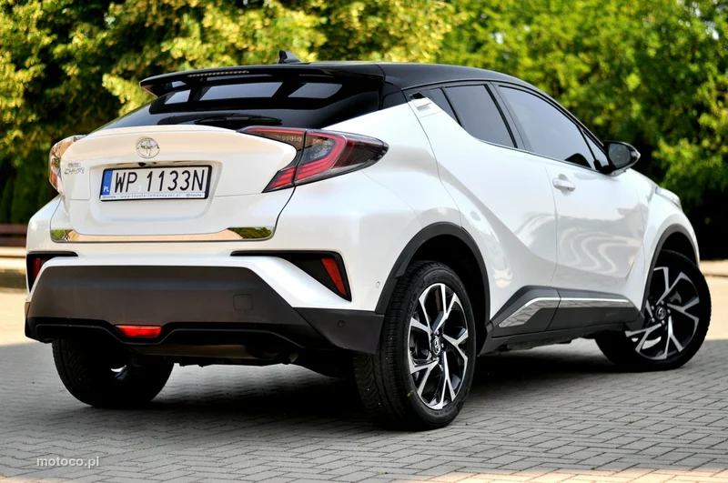 Toyota C-HR AX10 3