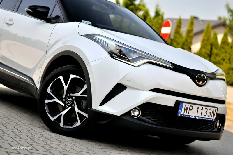Toyota C-HR AX10 36
