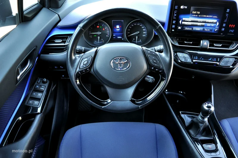 Toyota C-HR AX10 6