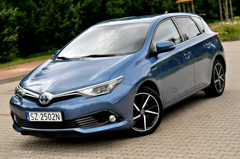 Toyota Auris E180 2