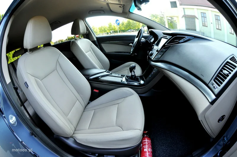Hyundai i40 9