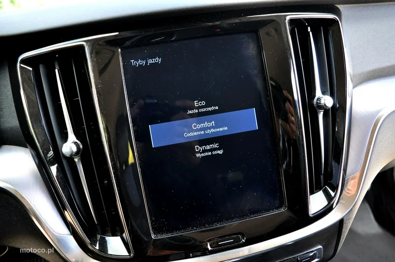 Volvo V60 24
