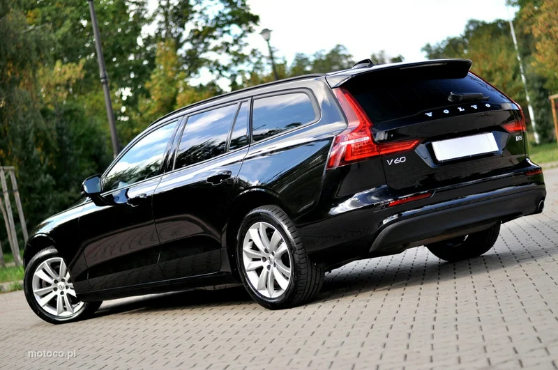 Volvo V60 4