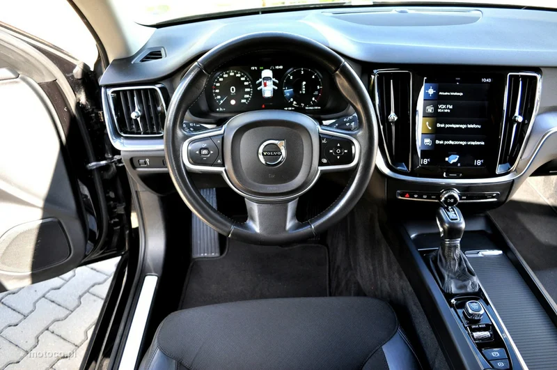 Volvo V60 8