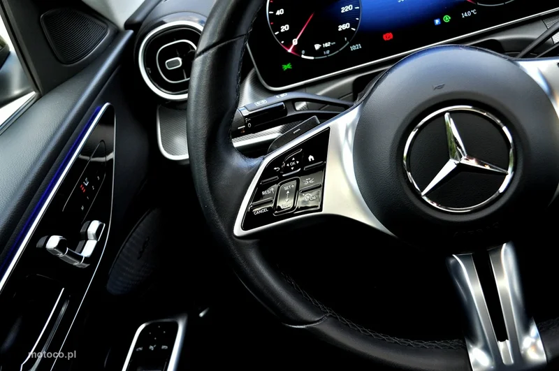 Mercedes-Benz Klasa C W206 C 200 30