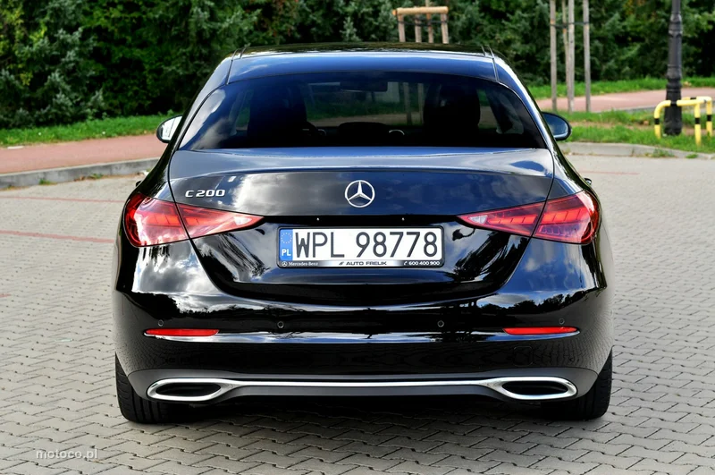 Mercedes-Benz Klasa C W206 C 200 33