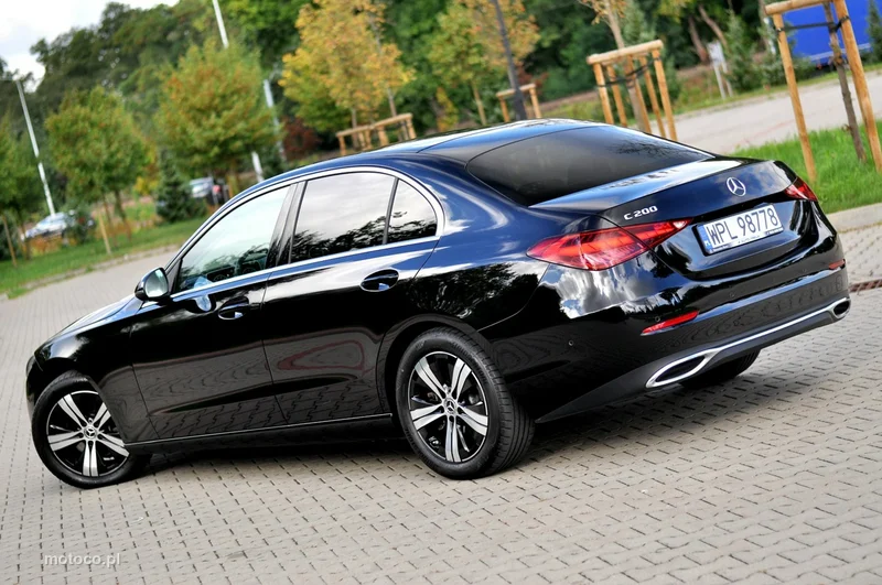 Mercedes-Benz Klasa C W206 C 200 37