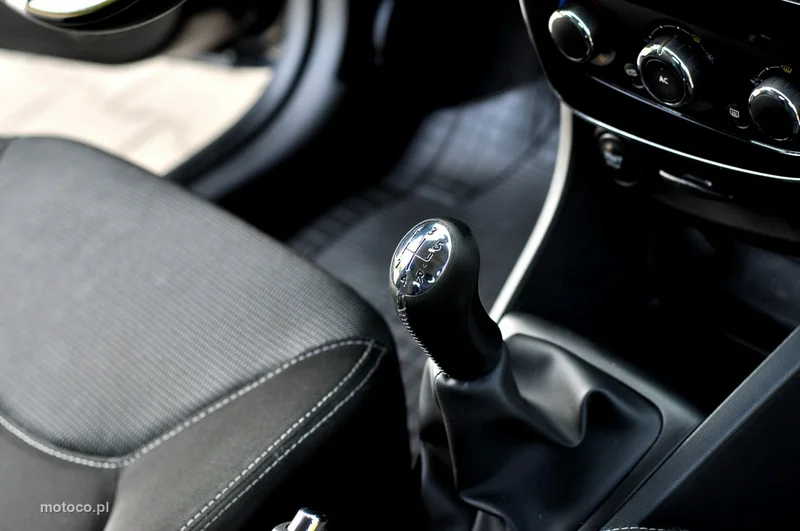 Renault Clio IV 19