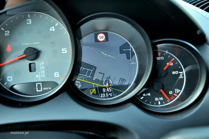 Porsche Cayenne 92A 28
