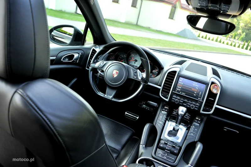 Porsche Cayenne 92A 7