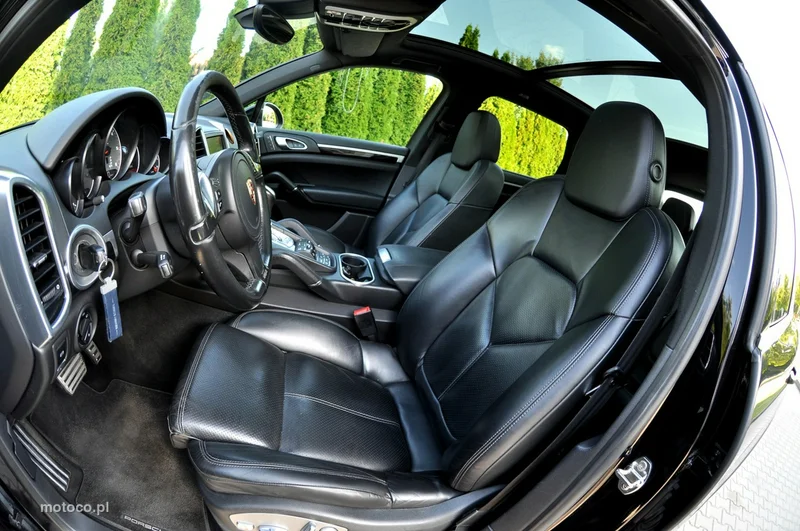 Porsche Cayenne 92A 8