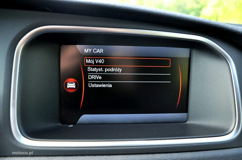 Volvo V40 22
