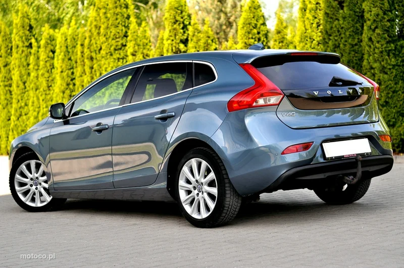Volvo V40 31