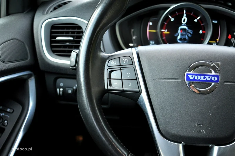 Volvo V40 7