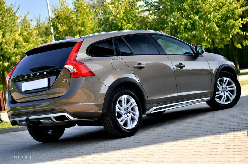 Volvo V60 Cross Country 31