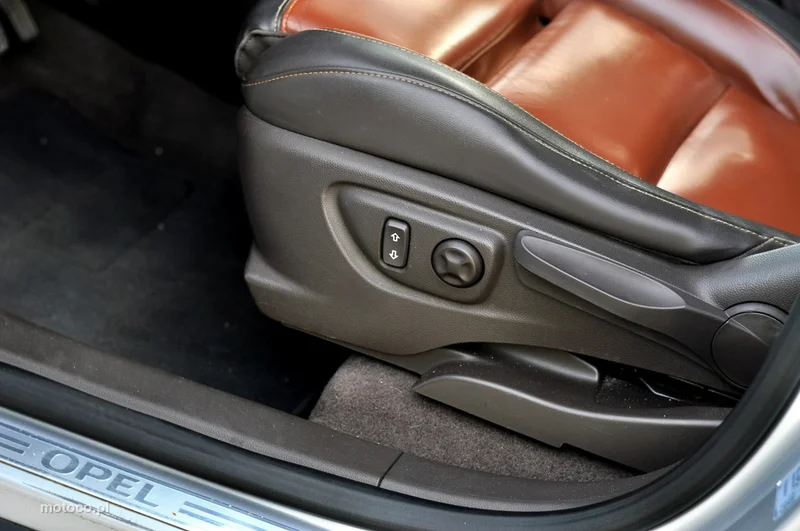 Opel Mokka A 9