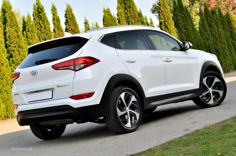 Hyundai TUCSON 4