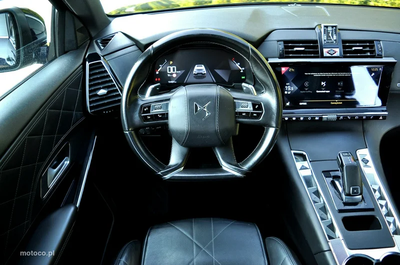 DS Automobiles DS 7 Crossback 7