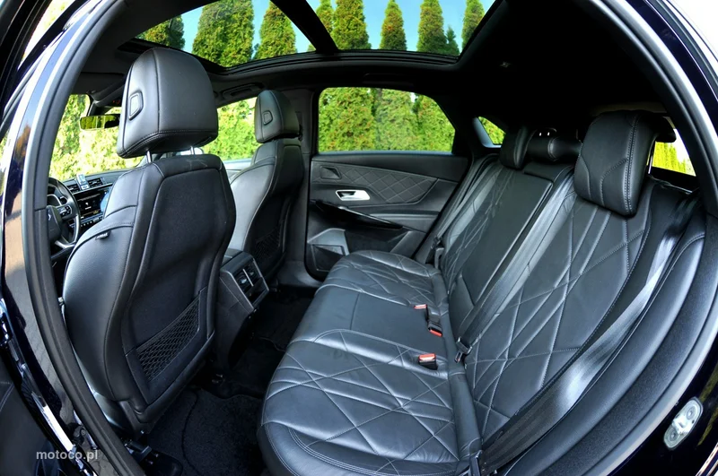 DS Automobiles DS 7 Crossback 10