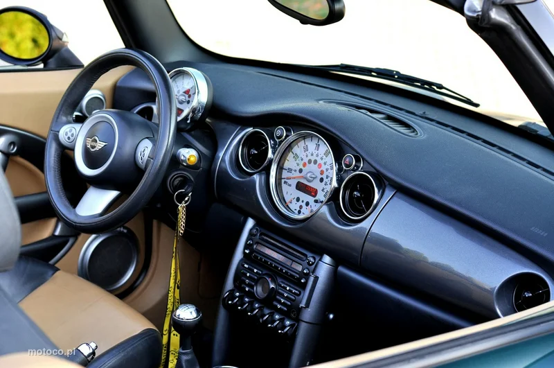 MINI Cooper S 19