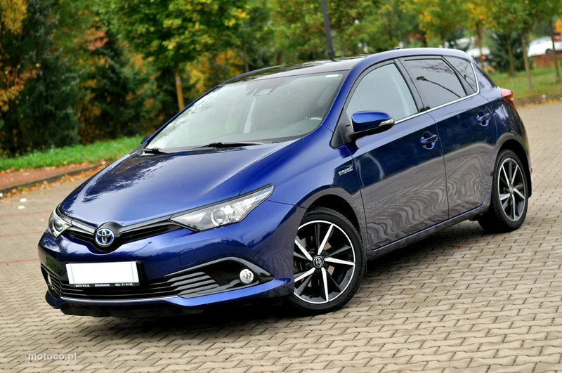 Toyota Auris E180 2