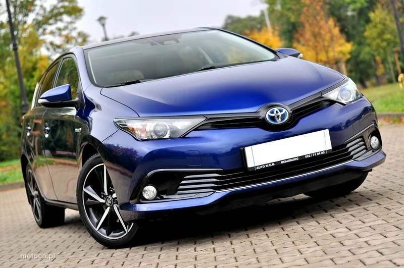 Toyota Auris E180 30