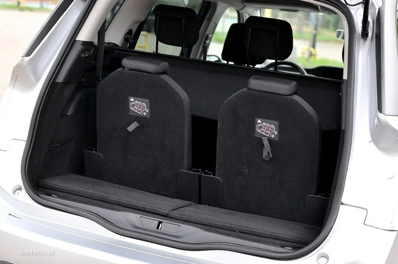 Citroen C4 Grand Picasso 12