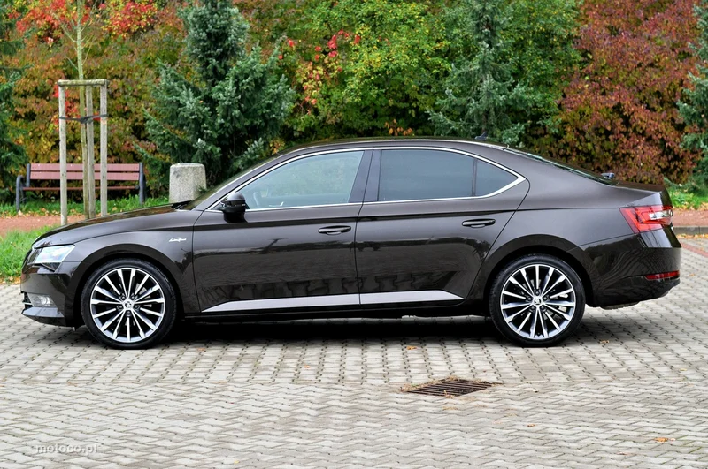 Skoda Superb III 33
