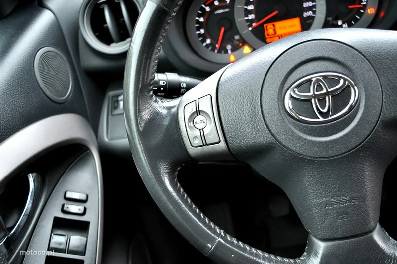 Toyota RAV 4 XA30 11