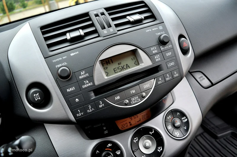 Toyota RAV 4 XA30 15