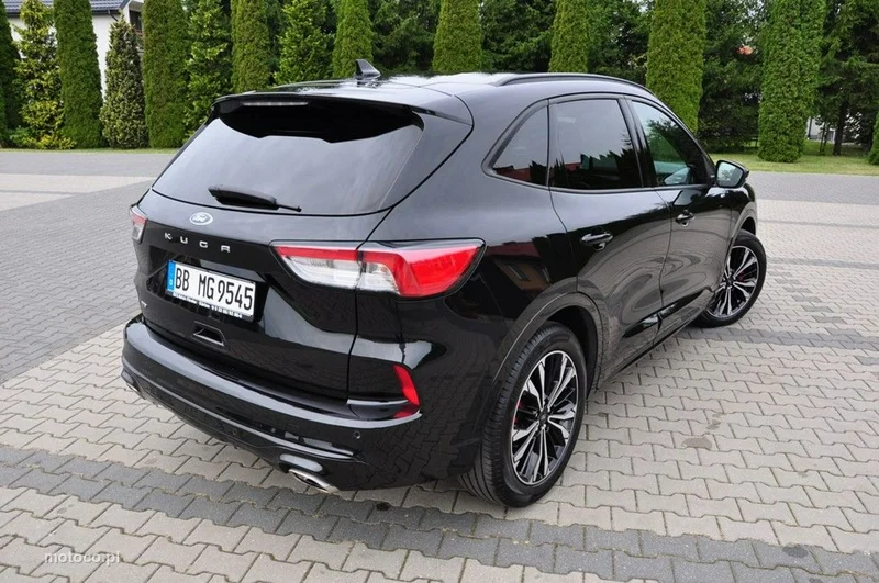 Ford Kuga III 17