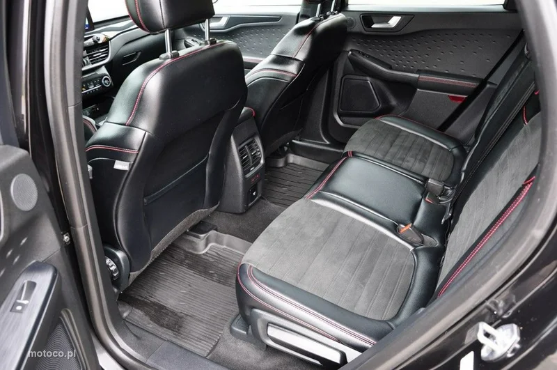Ford Kuga III 24