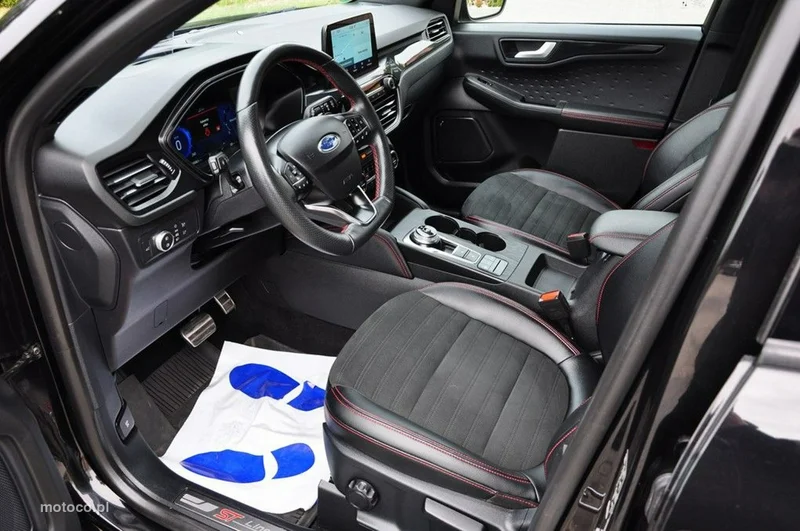 Ford Kuga III 30