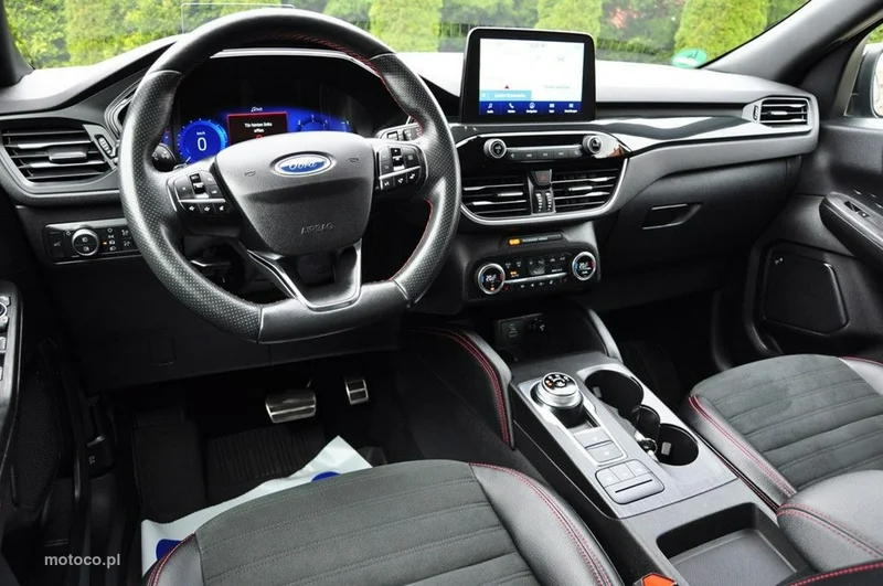 Ford Kuga III 36
