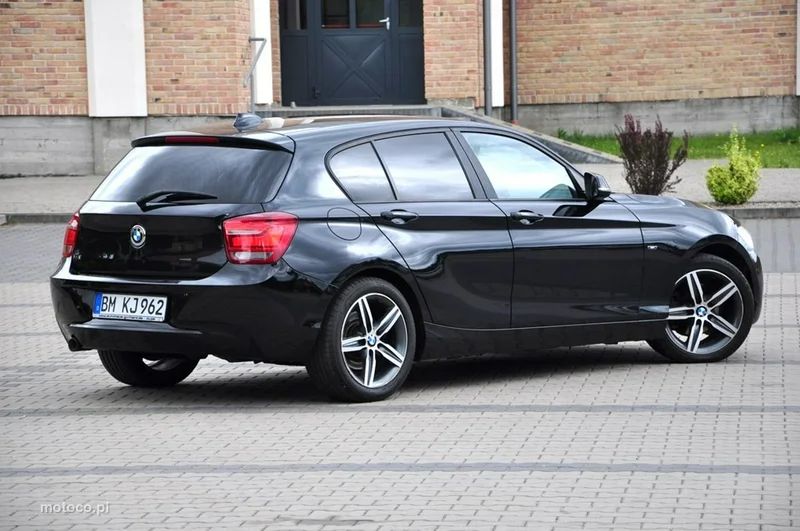 BMW Seria 1 E87 120 10