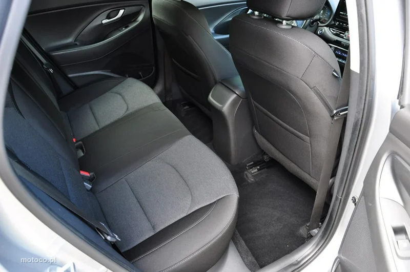 Hyundai i30 27