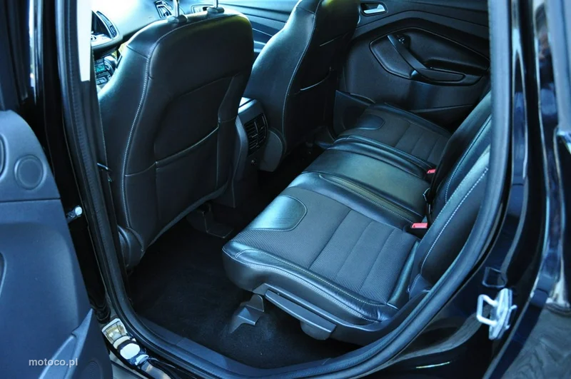 Ford Kuga II 24