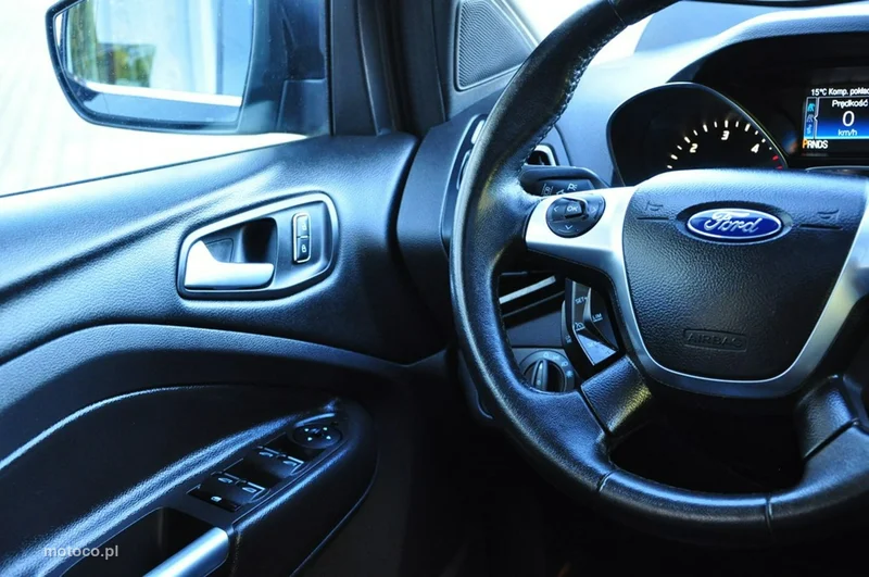Ford Kuga II 32