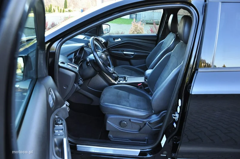 Ford Kuga II 33
